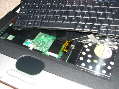 easynote-keyboard-removal easynote-keyboard-removal