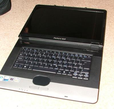 easynote-lid-open easynote-lid-open
